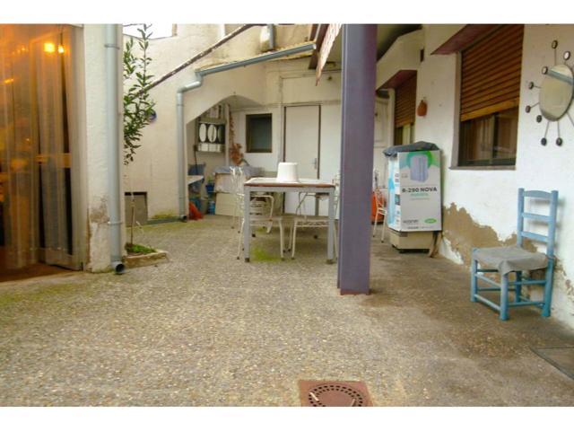 CASA CON DOS VIVIENDAS Y GARAJE EN CAN RULL-SABADELL photo 0