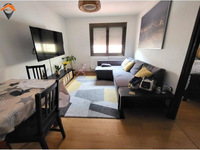 Piso en venta en Campoamor, Sabadell – ¡Listo para entrar a vivir! photo 0
