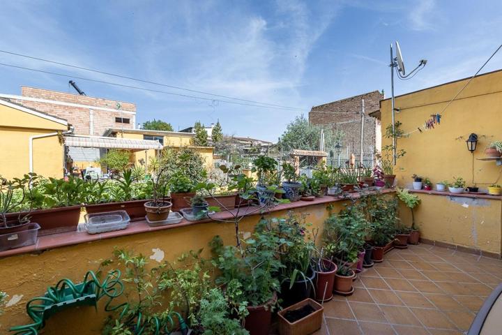 ¡PISAZO CON TERRAZA Y RESIDENCIAL CON PISCINA EN OGIJARES! photo 0