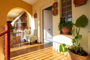 Casa en Peligros: Comodidad y Conexión en la Vega de Granada photo 0