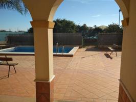 Casa En alquiler en Chipiona photo 0