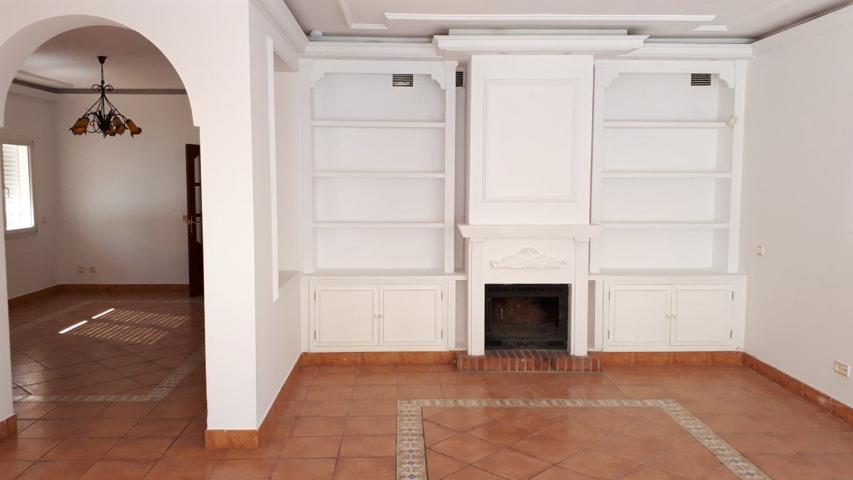 Villa En alquiler en Rota photo 0