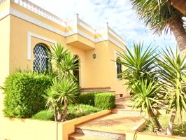 Villa En alquiler en Chipiona photo 0