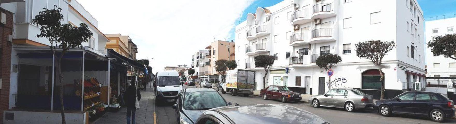 Local En venta en Chipiona photo 0