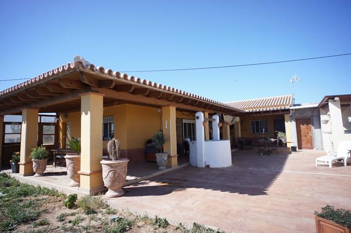 Villa En venta en Chipiona photo 0