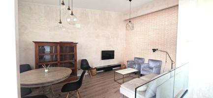 Dúplex En alquiler en Buhaira - Huerta Del Rey, Sevilla photo 0