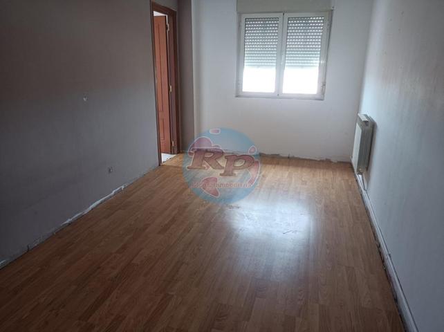 Piso En venta en Villaquilambre photo 0