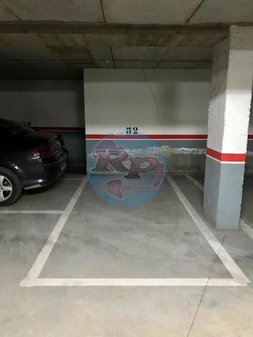 Parking En venta en Valverde de la Virgen photo 0