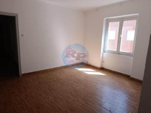 Piso en Veguellina photo 0