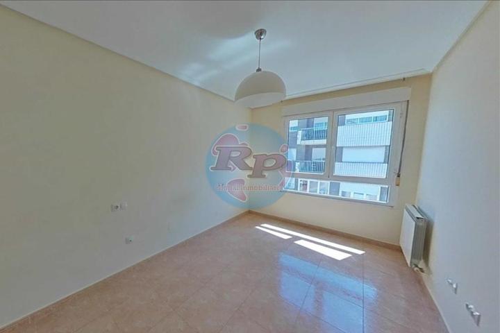 Apartamento en Bembibre photo 0