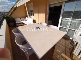 Ático en venta en Parla de 118 m2 photo 0
