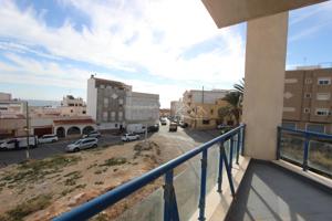 Apartamento en venta en Garrucha de 100 m2 photo 0