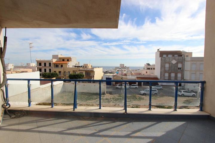Apartamento en venta en Garrucha de 100 m2 photo 0