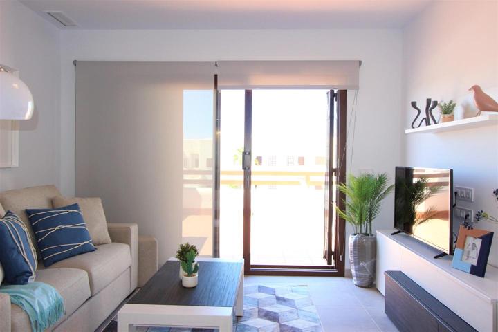 Hermosos apartamentos enfrente del mar con solarium privado! photo 0