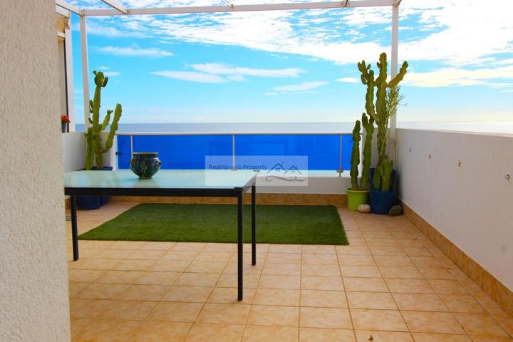 Espectacular vivienda enfrente del mar con mucho terraza!! photo 0