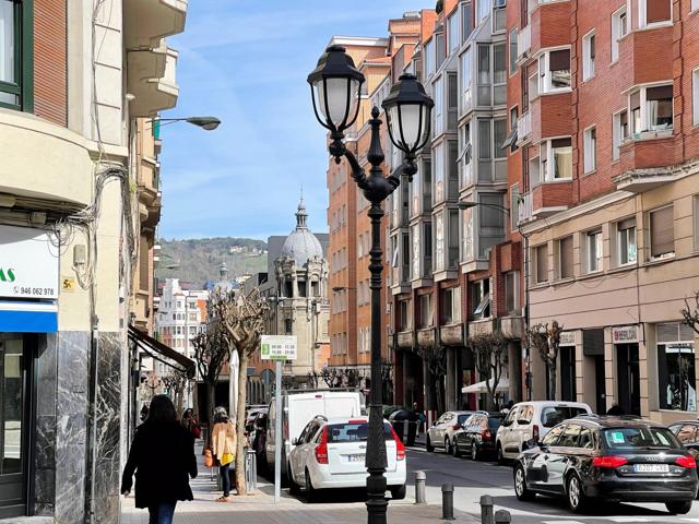 Se Vende Bar en funcionamineto con terraza en Zona Indautxu photo 0