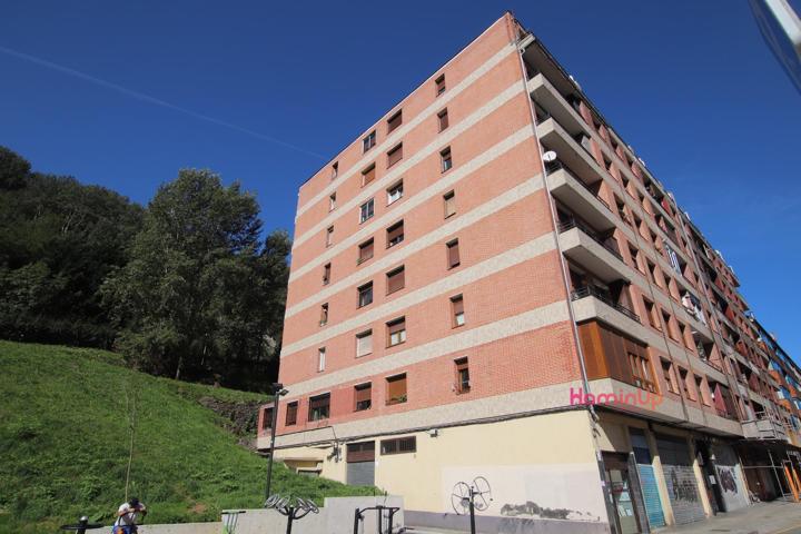 Se vende Trastero diáfano en Zona La Peña photo 0