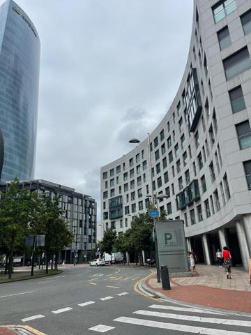 Piso En alquiler en Ensanche, Bilbao photo 0