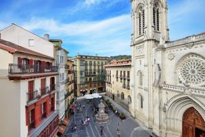 Se Alquila precioso Apartamento en el Corazón del Casco Viejo de Bilbao photo 0