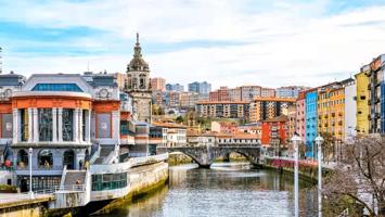 Se Alquila Bonito Piso de 2 Dormitorios y baño en Zona Bilbao La Vieja photo 0