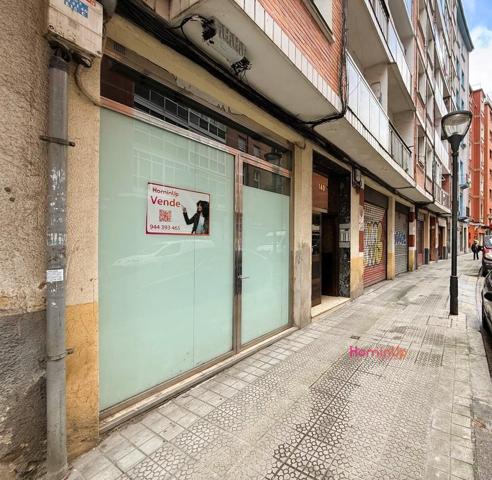 Se Vende Amplio Local Reformado en Zona La Peña photo 0