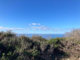 PARCELA EDIFICABLE EN PRIMERA LINEA DE CALA EN PORTER photo 0