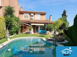 Casa en venta en Sant Quirze del Vallès photo 0