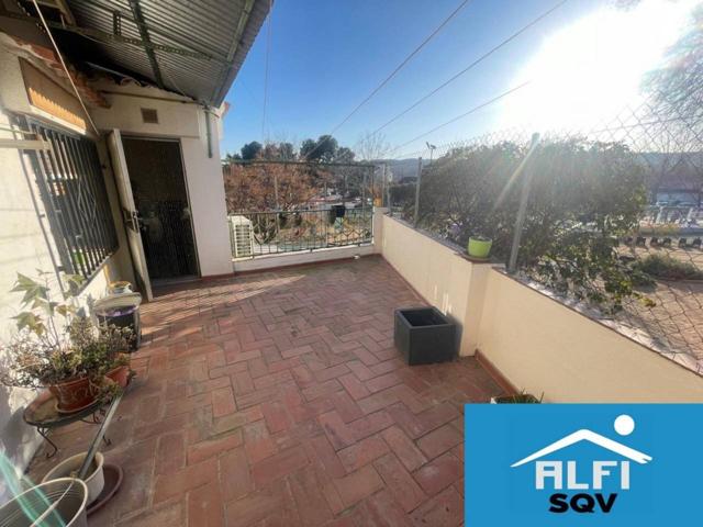 Casa en venta en Sant Quirze del Vallès photo 0
