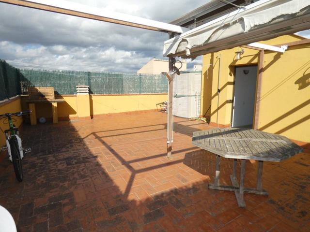 SANT FELIU DE GUÍXOLS. Piso en el centro, soleado con una gran terraza en la cubierta. photo 0