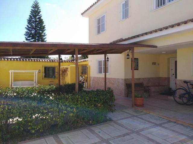 Chalet en zona Valdelagrana photo 0