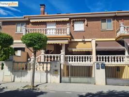 CHALET ADOSADO EN VENTA EN LAGUNA DE DUERO (Valladolid) photo 0