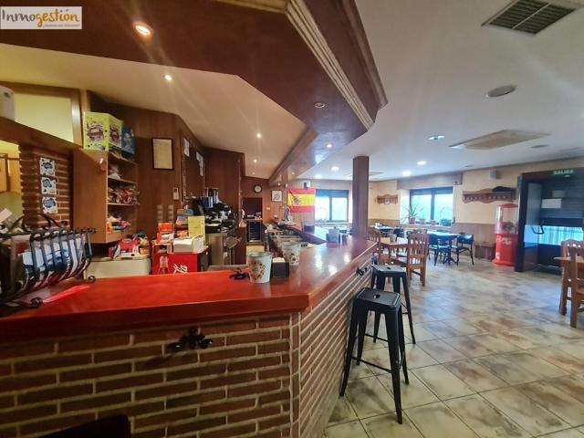 BAR RESTAURANTE EN VENTA, CON VIVIENDA INCLUIDA photo 0