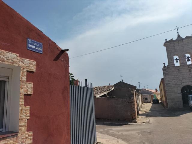 CASA EN VENTA EN OLIVARES DE DUERO, VALLADOLID photo 0