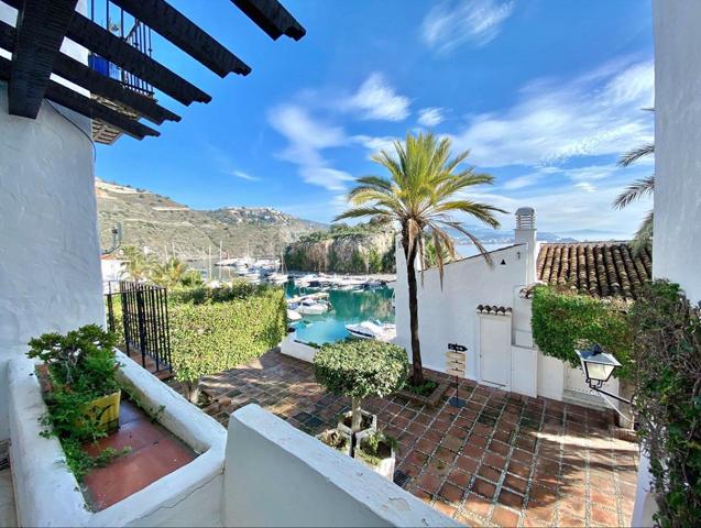 Apartamento en venta en La Herradura de 168 m2 photo 0