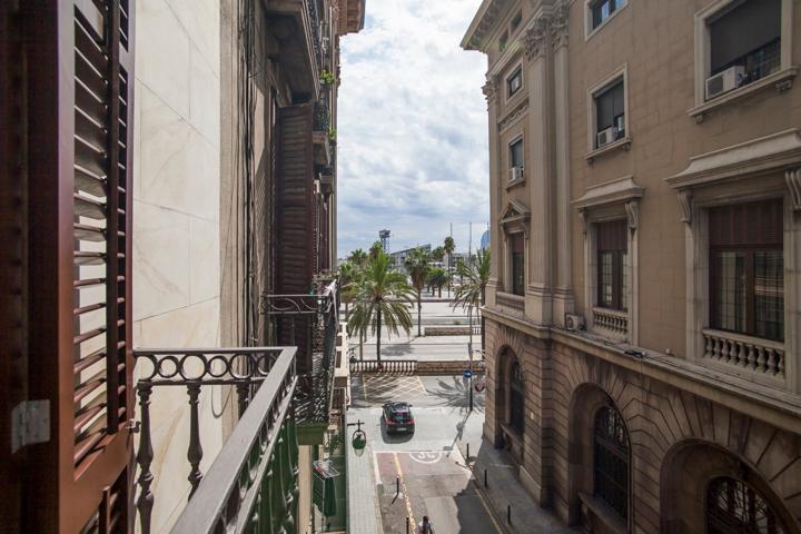 Piso en venta en El Gótico photo 0