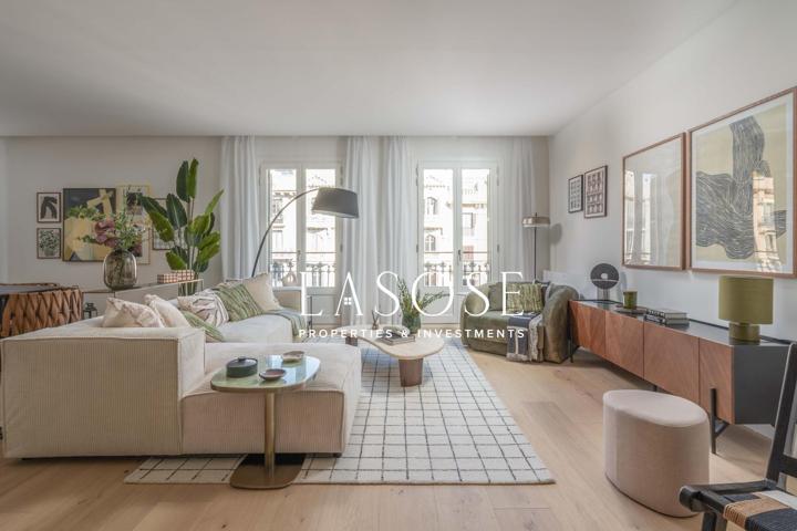 Piso exclusivo de obra nueva en el corazón del Eixample photo 0