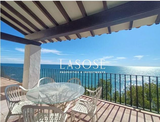 Casa única en venta en Aiguadolc con espectaculares vistas al Mediterráneo photo 0