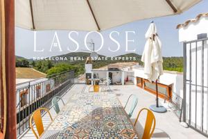 Bonita casa de campo reformada en venta en Palou, Sant Pere De Ribes photo 0