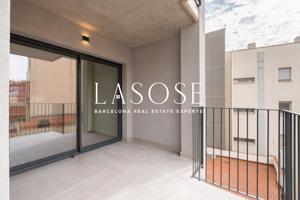Obra Nueva en Sants: Diseño Moderno y Luminosidad photo 0