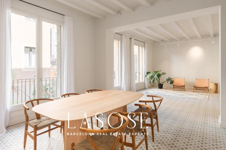 Piso en venta en Santa Caterina i la Ribera photo 0