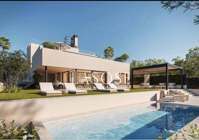 Lujosa vivienda de nueva construcción con vistas al mar y a la puesta de sol en venta en La Plana, Sitges. photo 0