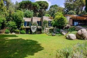Villa En venta en Sant Vicenç de Montalt photo 0