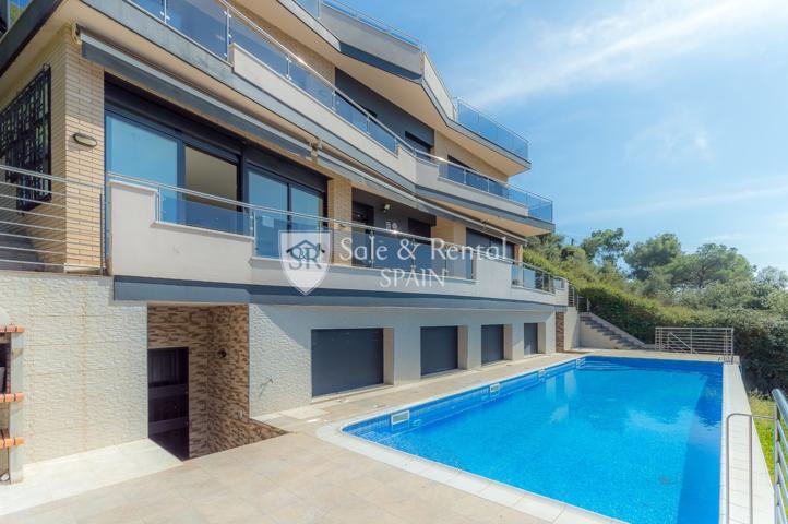 Villa En venta en Santa Susanna photo 0
