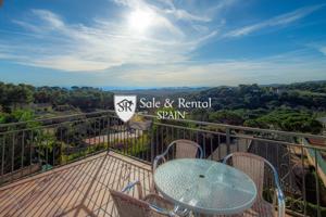 Villa En venta en Lloret de Mar photo 0