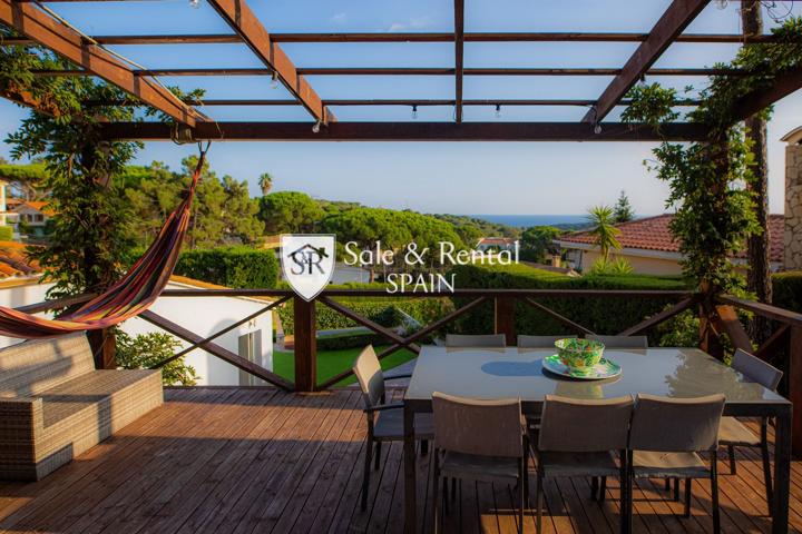 Villa En venta en Lloret de Mar photo 0