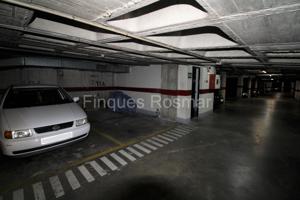 PLAZA DE PARKING CERCA DEL C.A.P photo 0