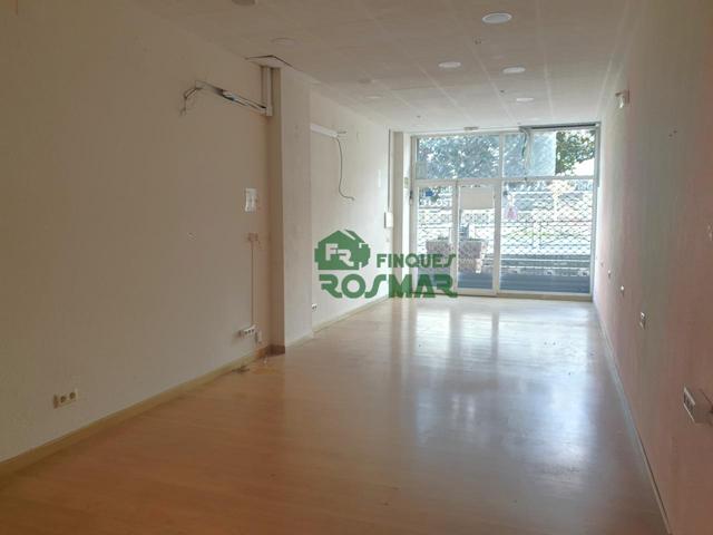 LOCAL DE 52 m2 EN ALQUILER ZONA CASINO photo 0