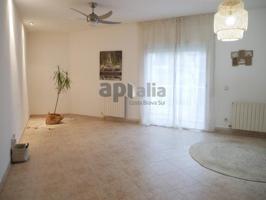 ENCANTADOR Y LUMINOSO PISO EN VENTA EN MAÇANET DE LA SELVA photo 0