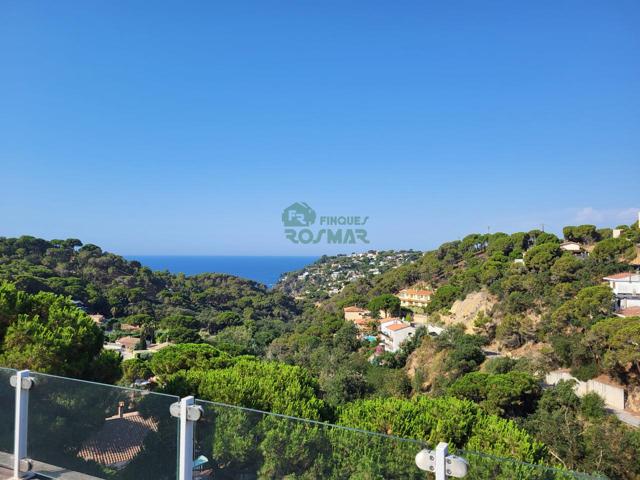 ESPECTACULAR VIVIENDA DE CUATRO PLANTAS CON VISTAS AL MAR photo 0