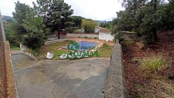 LOTE DE 5 PARCELAS EN AIGUAVIVA PARC CON CONSTRUCCIÓN, PISCINA Y VALLADO COMPLETO photo 0